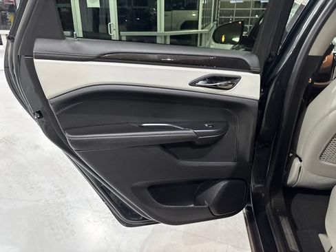 Used 2014 Cadillac SRX Luxury w/ Driver Awareness Package AWD/4WD image 27