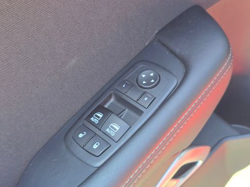 Used 2018 Dodge Challenger SXT w/ Blacktop Package RWD image 22