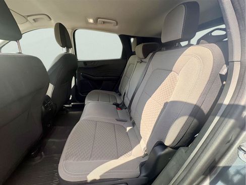 Used 2022 Ford Escape SE w/ SE Sport Appearance Package FWD image 9