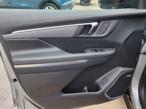New 2026 Buick Enclave Sport Touring w/ Power Package FWD image 13