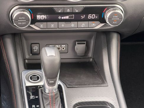 Used 2025 Nissan Sentra SR w/ SR Premium Package FWD image 12