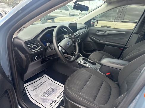 Used 2026 Ford Escape Active w/ Cold Weather Package image 8