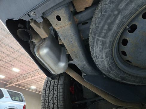 Used 2015 Land Rover LR4 HSE LUX image 33