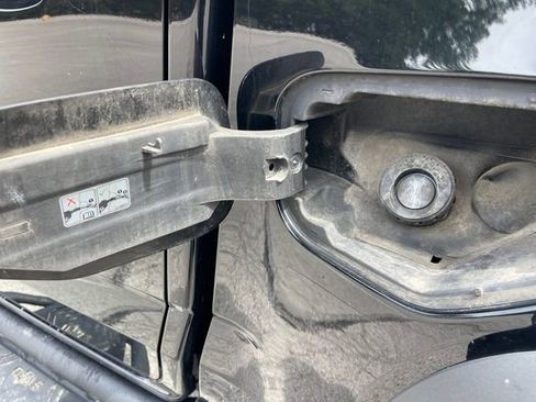 Used 2019 Chevrolet Colorado ZR2 AWD/4WD image 18