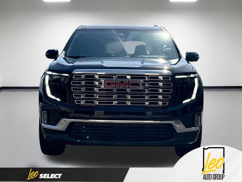 Used 2026 GMC Acadia Denali w/ Super Cruise Package FWD image 2