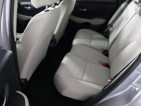 Used 2023 Honda HR-V LX image 18