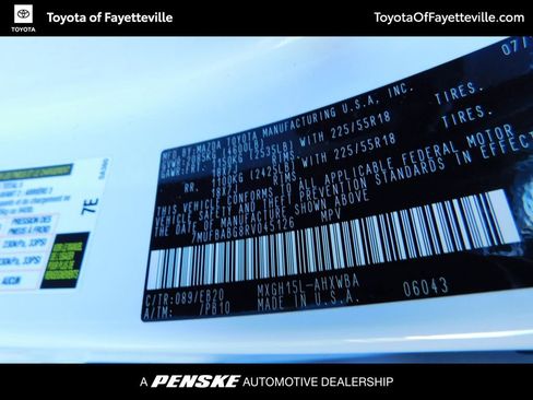 Used 2024 Toyota Corolla Cross XSE image 8