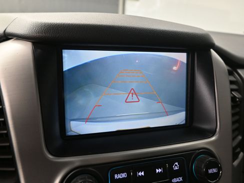 Used 2017 GMC Yukon XL SLT image 13