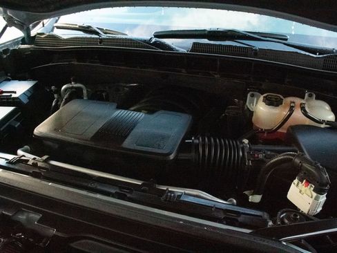 Certified 2025 GMC Sierra 1500 AT4 w/ AT4 Premium Package image 34