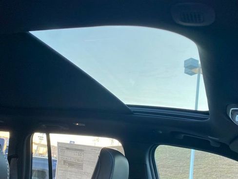 New 2025 Jeep Grand Cherokee Limited image 32