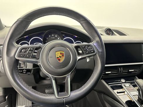 Used 2022 Porsche Cayenne Platinum Edition w/ Premium Package Plus AWD/4WD image 22