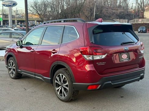 Used 2020 Subaru Forester Limited image 8