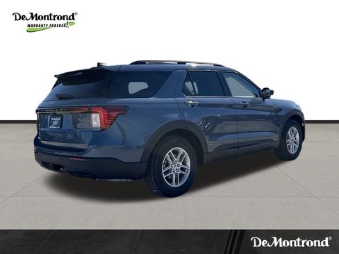 New 2026 Ford Explorer Active RWD image 5