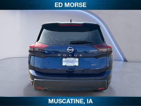 Used 2024 Nissan Rogue SV FWD image 4