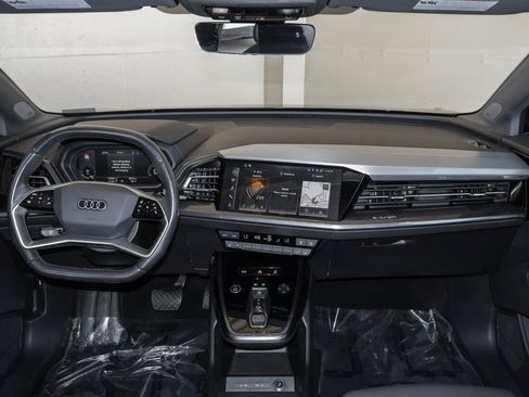 Used 2024 Audi Q4 e-tron Premium Plus AWD/4WD image 25