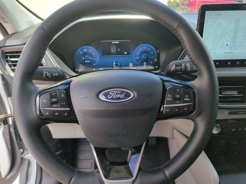 Used 2026 Ford Escape SE w/ PHEV Premium Package FWD image 27