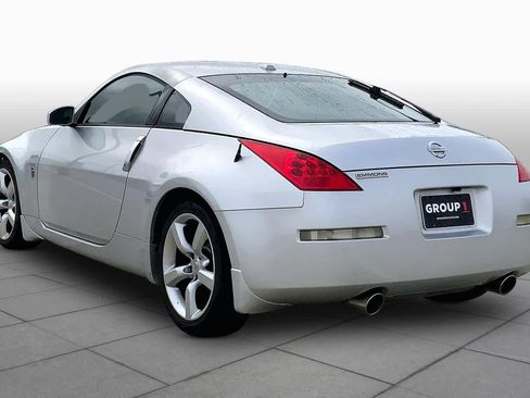 Used 2008 Nissan 350Z Touring w/ Cargo Convenience Pkg RWD image 9