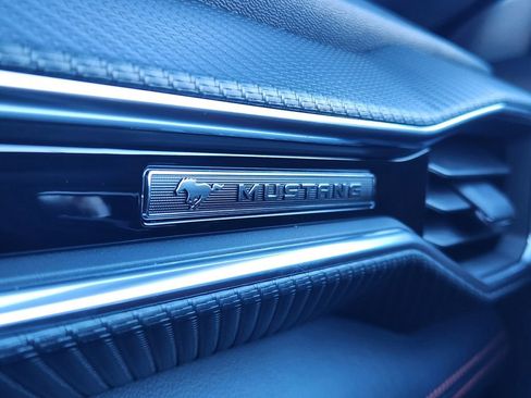 Certified 2025 Ford Mustang GT Premium image 29