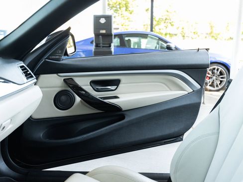 Used 2018 BMW 440i xDrive Convertible AWD/4WD image 40