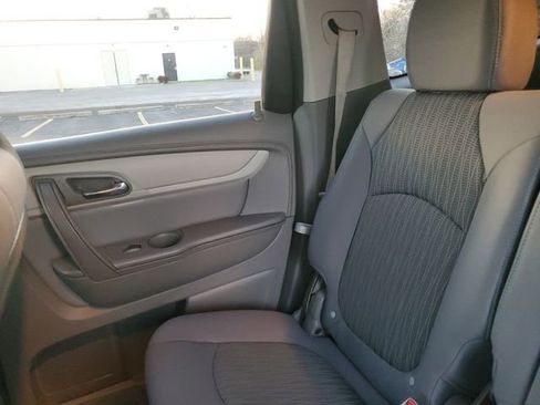 Used 2014 Chevrolet Traverse LS image 14