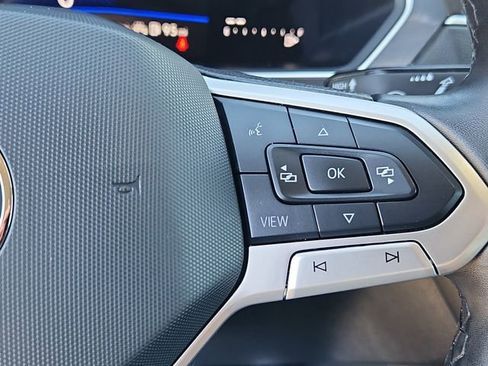 Certified 2024 Volkswagen Tiguan SE AWD/4WD image 18