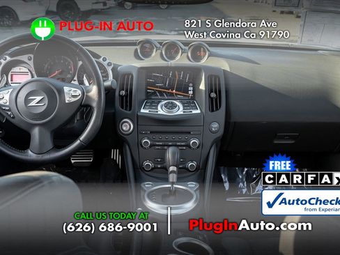 Used 2010 Nissan 370Z Touring image 12