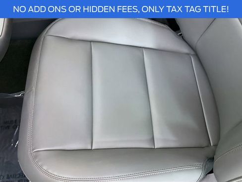 New 2025 Ford Explorer Active w/ Active Comfort Package image 19