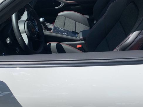 Used 2018 Porsche 911 GT3 RWD image 19