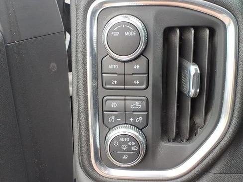 Used 2021 GMC Sierra 1500 SLT AWD/4WD image 11