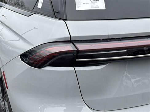 New 2026 Lincoln Nautilus Reserve w/ Jet Appearance Package image 11