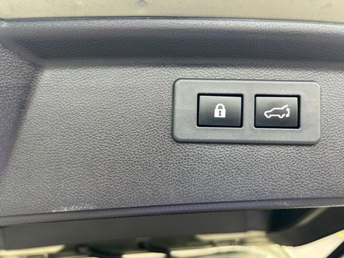 Used 2020 Subaru Forester Limited AWD/4WD image 28