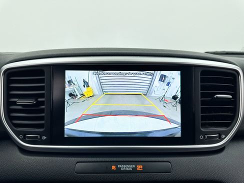 Certified 2021 Kia Sportage LX w/ LX Fwd Popular Package image 9