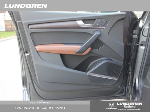 Used 2022 Audi Q5 2.0T Premium Plus image 11