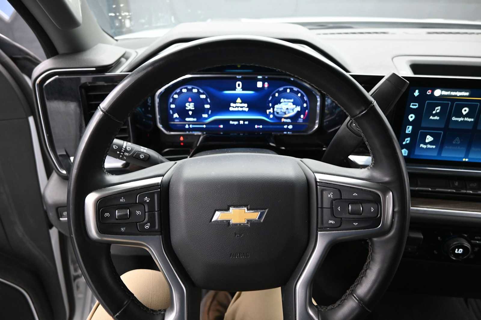 Used 2025 Chevrolet Silverado 2500 LT w/ Convenience Package AWD/4WD image 13