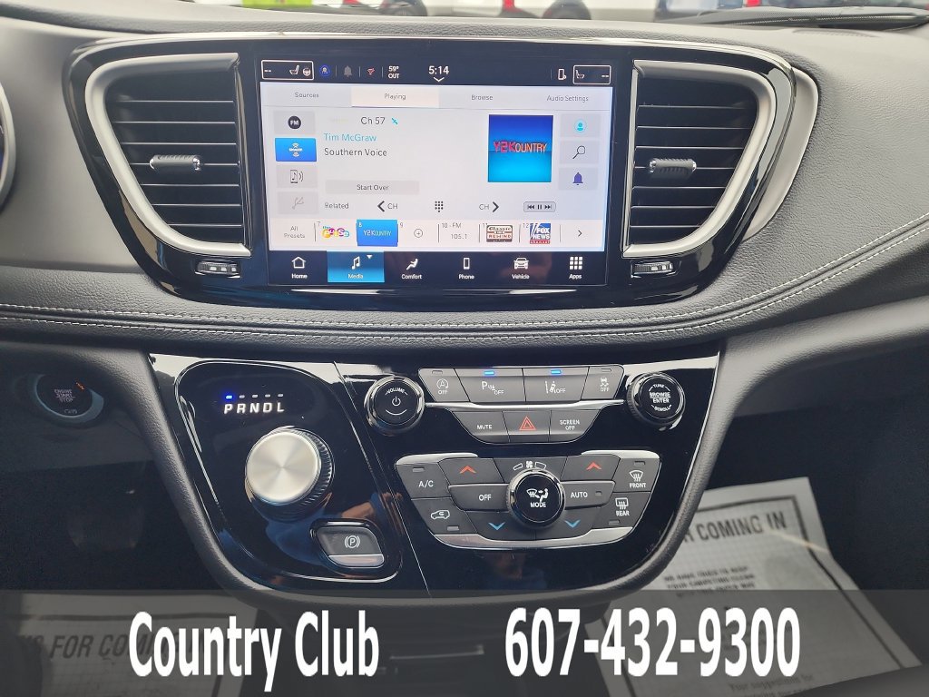 New 2027 Chrysler Pacifica Select AWD/4WD image 12