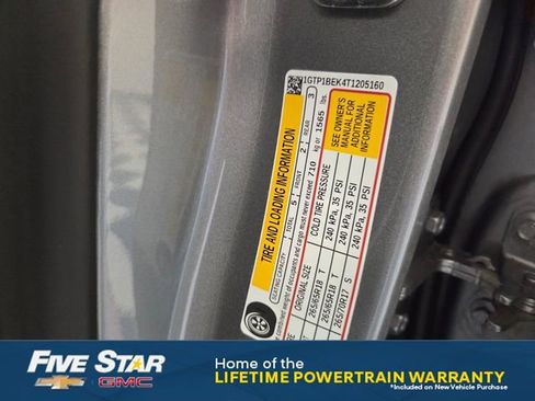 New 2026 GMC Canyon Elevation w/ Convenience Package RWD image 17