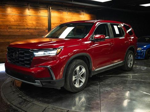 Used 2024 Honda Pilot EX-L image 2