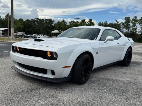 Used 2023 Dodge Challenger R/T Scat Pack image 3