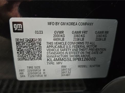 Used 2023 Buick Encore GX Essence w/ Experience Buick Package AWD/4WD image 28