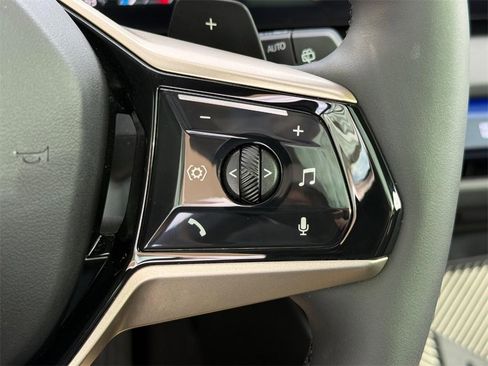 Certified 2025 BMW X3 xDrive30i image 18