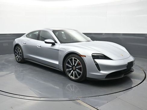 Certified 2020 Porsche Taycan 4S image 25