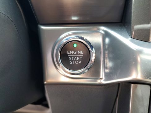Used 2023 Ford F150 Lariat w/ Equipment Group 502A High AWD/4WD image 25
