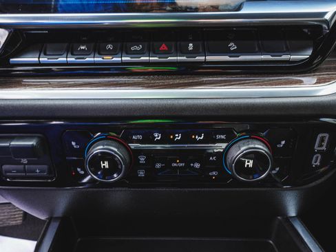 Used 2025 Chevrolet Silverado 1500 RST image 29