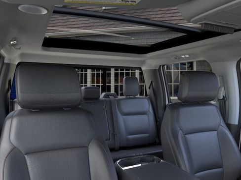 New 2025 Ford F250 Lariat w/ Lariat Ultimate Package image 44