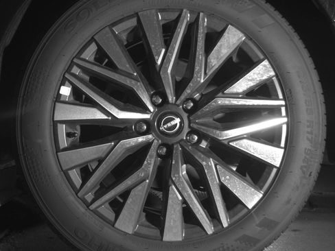 Used 2026 Nissan Altima 2.5 SV FWD image 17