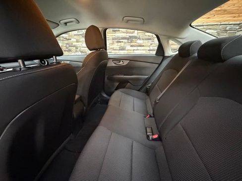 Used 2021 Kia Forte LXS FWD image 29