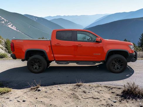 Used 2019 Chevrolet Colorado ZR2 image 7