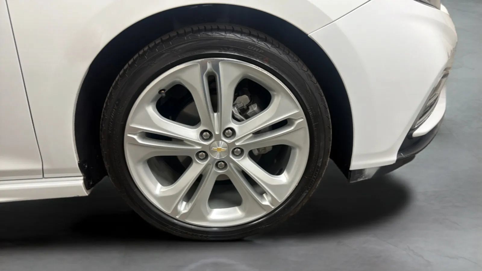 Used 2017 Chevrolet Cruze Premier w/ RS Package FWD image 26