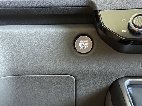 New 2026 Kia Carnival SX FWD image 24