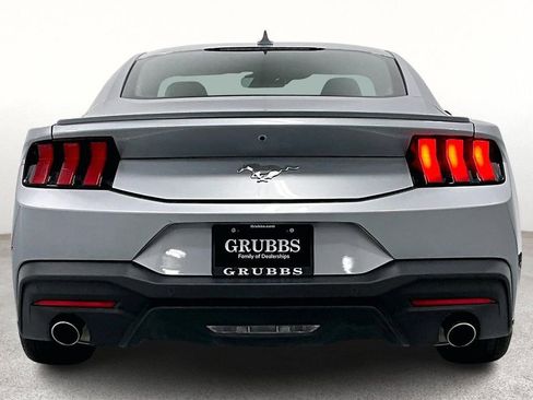 Used 2024 Ford Mustang Premium image 6